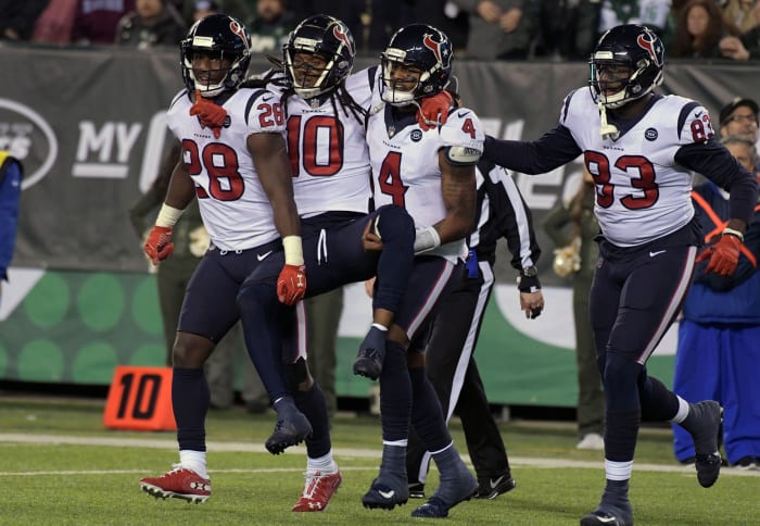 DeAndre Hopkins injured in Jets game
